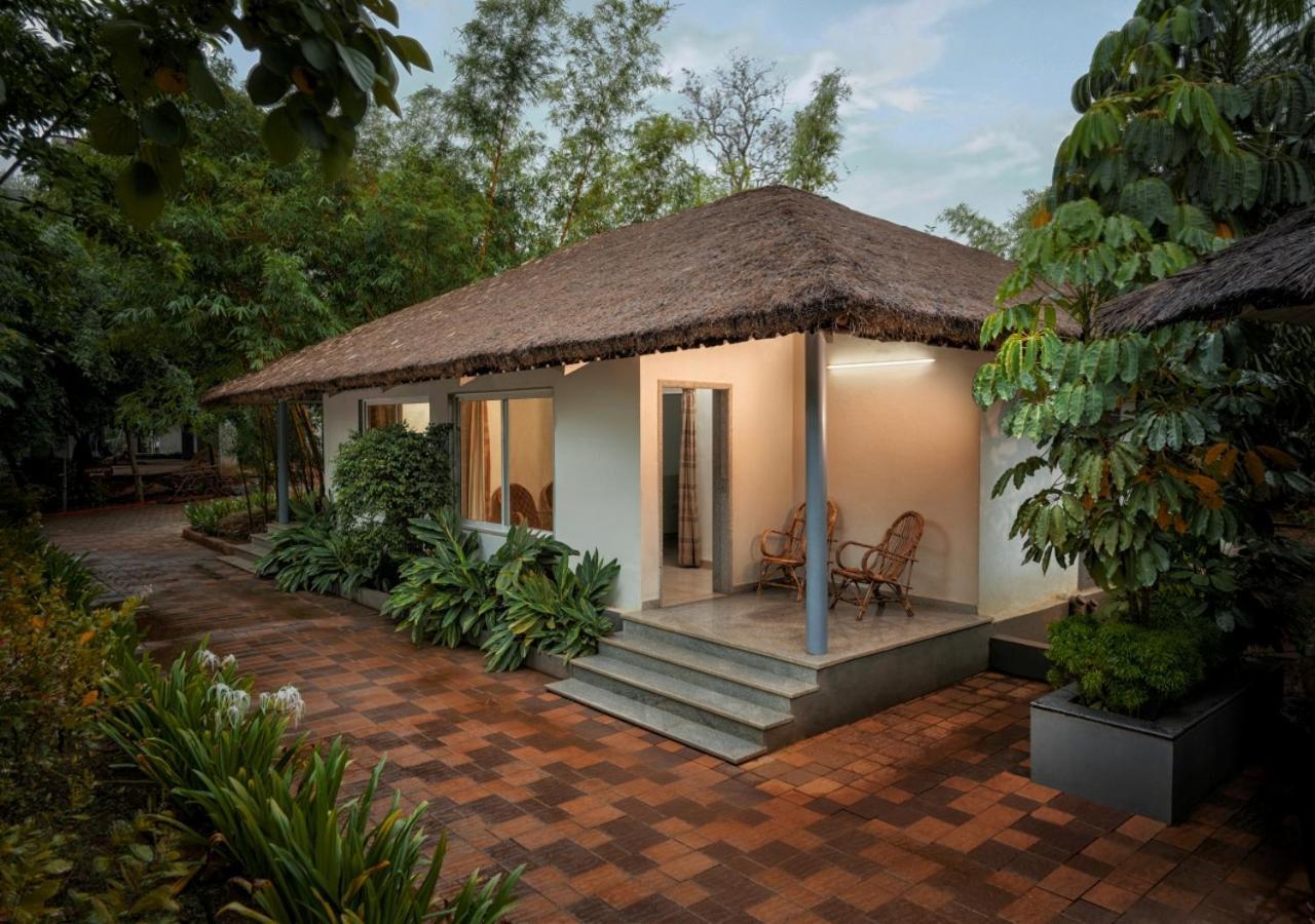 Whistling Woodzs Resort Dandeli Buitenkant foto