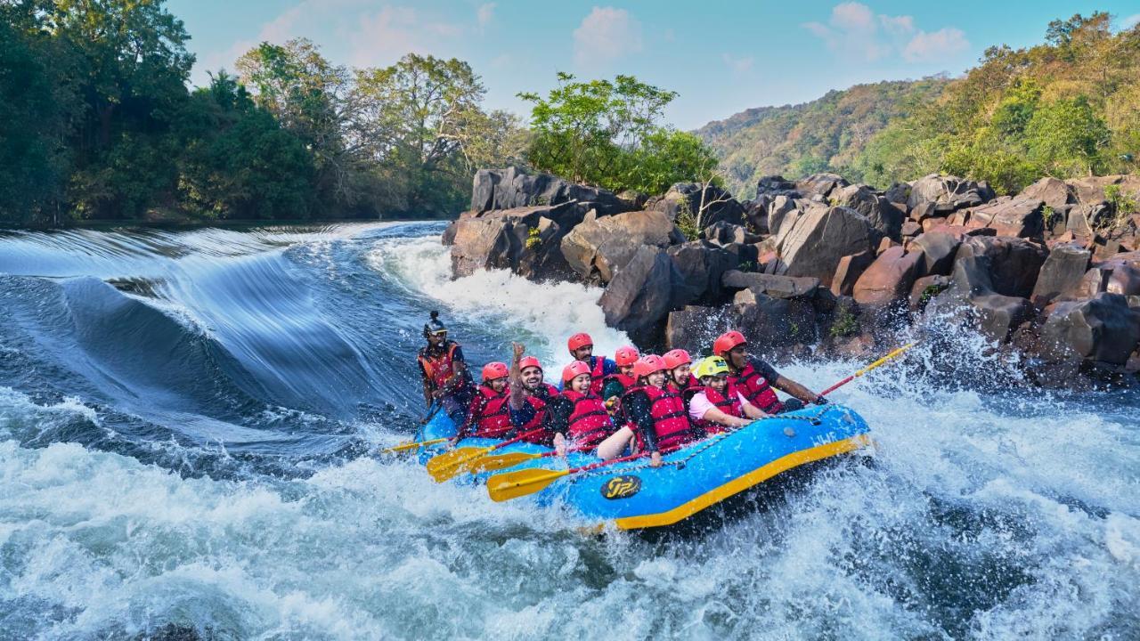 Whistling Woodzs Resort Dandeli Buitenkant foto